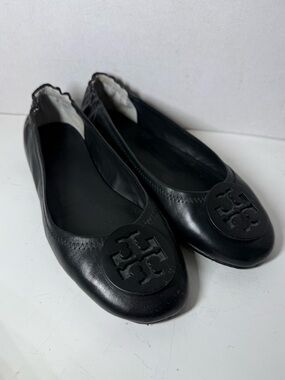 Tory Burch Flats black size 7
